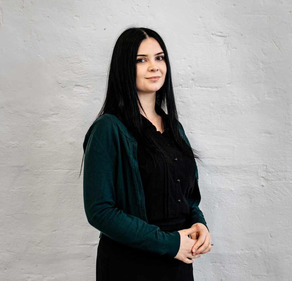 Clairs Keeley Lawyers Perth Support Staff: Ebony, a member of our dedicated team, supports Family & Commercial Law, Wills & Estate services.